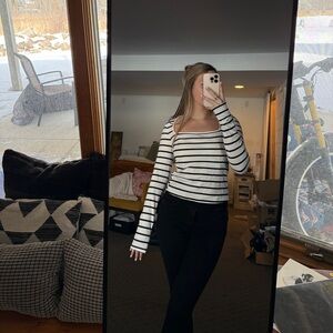 H&M Black and White Striped Long Sleeve Top